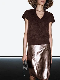 Short matte sequinned skirt