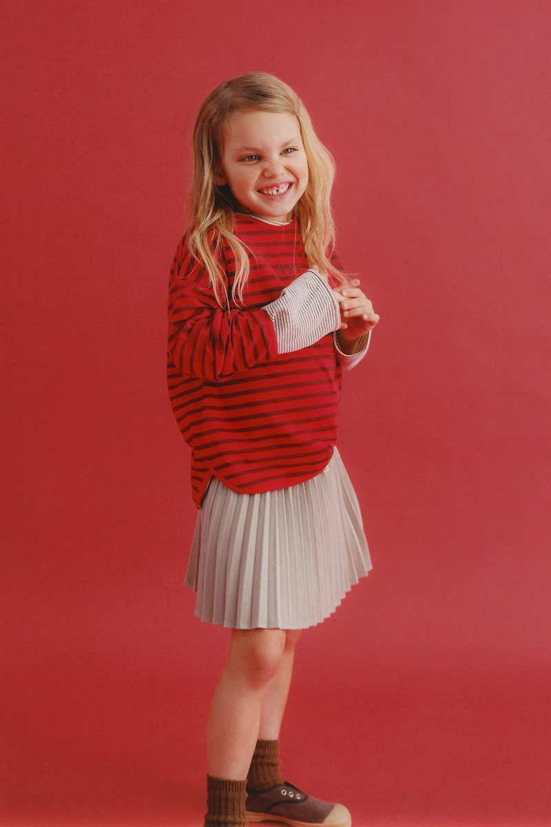 BOX PLEAT SKIRT