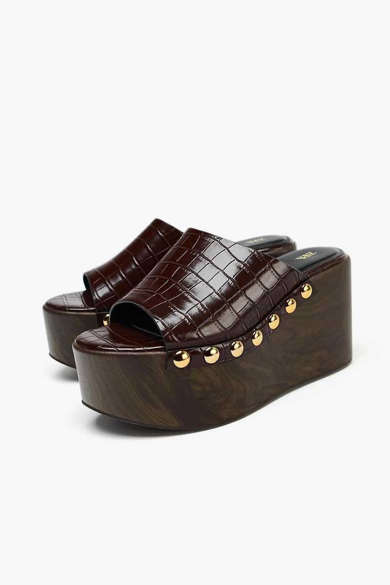 EMBOSSED PLATFORM WEDGES