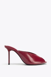 OPEN TOE SANDALS