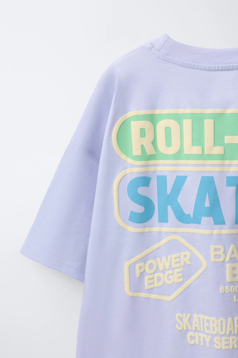 T-SHIRT IMPRIMÉ SKATE EN RELIEF