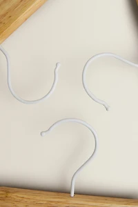 PACK OF CHILDREN’S WOODEN HANGERS WITH CLIPS (PACK OF 3