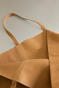 LEATHER TOTE BAG