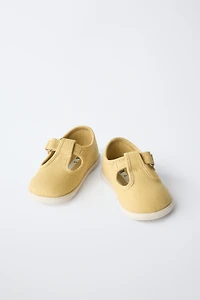 BAREFOOT SNEAKERS