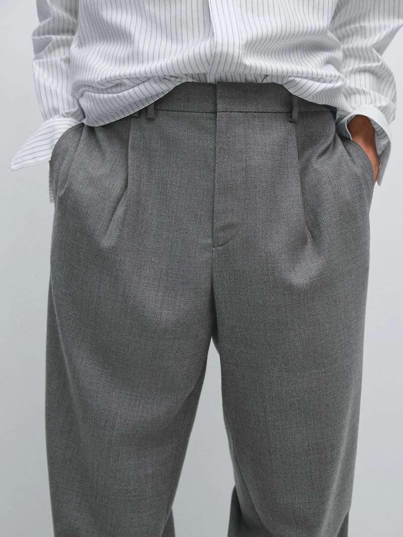 Pantalon relaxed fit à pinces