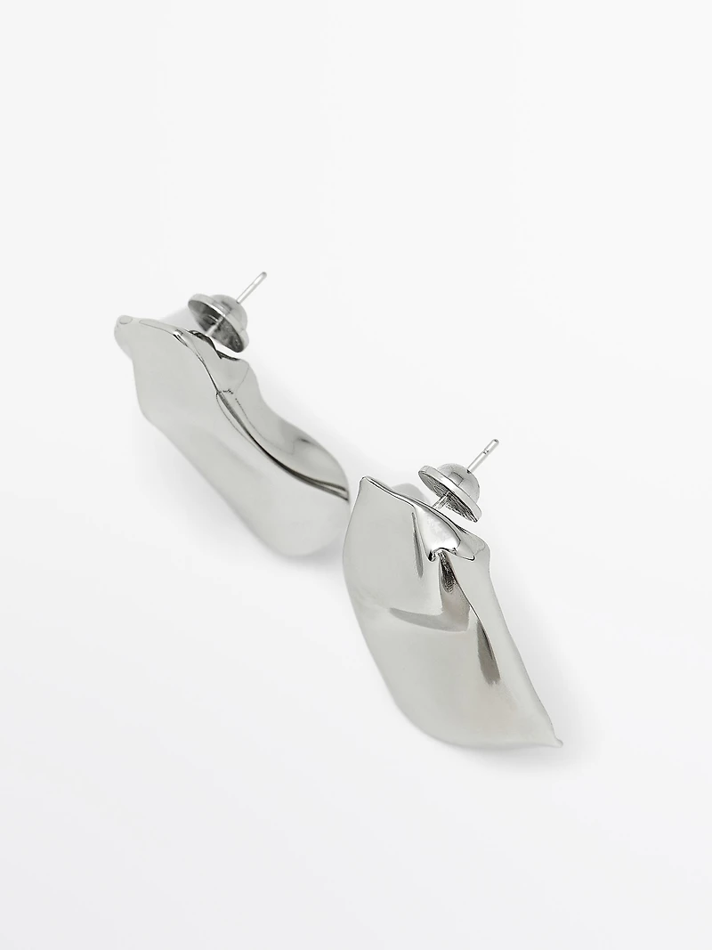 Boucles d’oreilles moyennes plissées