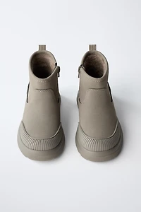 LINED BOOTS