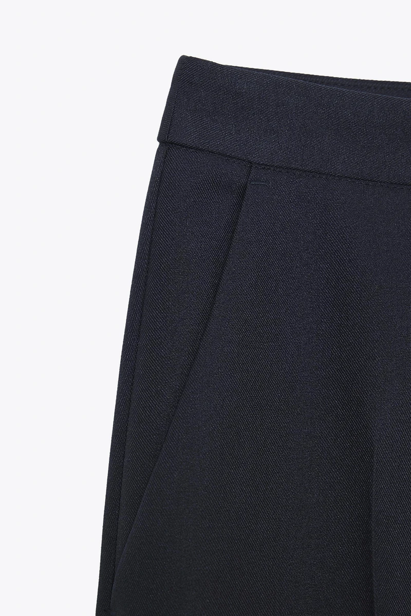 STRAIGHT LEG PANTS