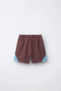 SEAMED PLUSH SHORTS