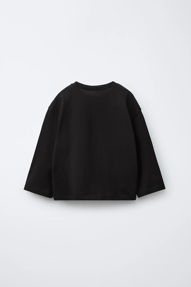 BASIC EMBROIDERED HEART T-SHIRT