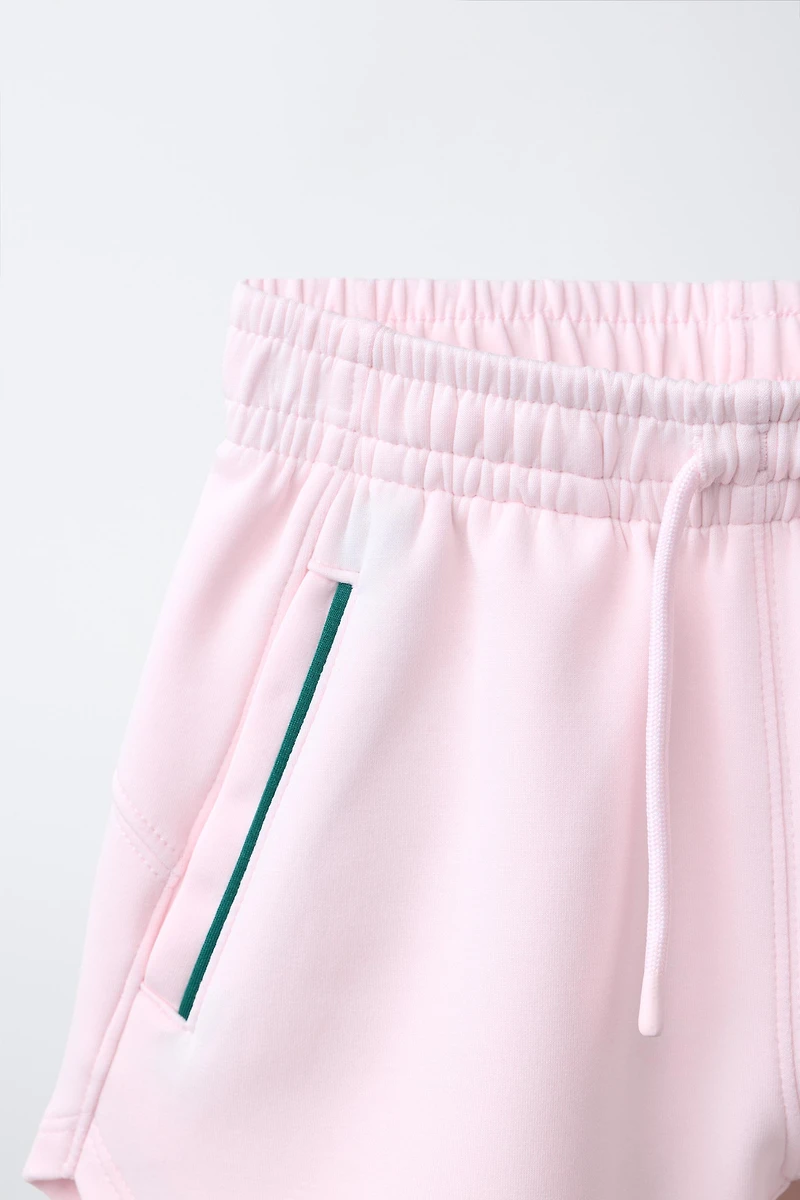 MODAL SHORTS WITH CONTRAST PIPING