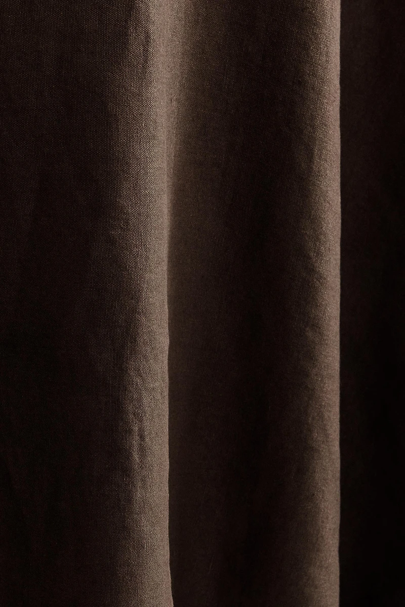 TABLECLOTH 01