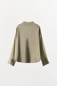 DOUBLE-BREASTED SATIN EFFECT SHIRT