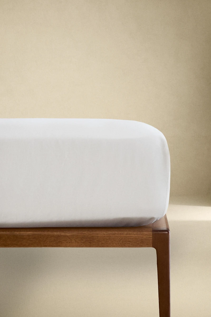 HEMSTITCHED LINEN FITTED SHEET
