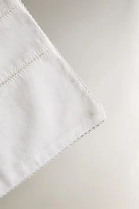 HEMSTITCHED POPLIN MINI CRIB SHEET SET