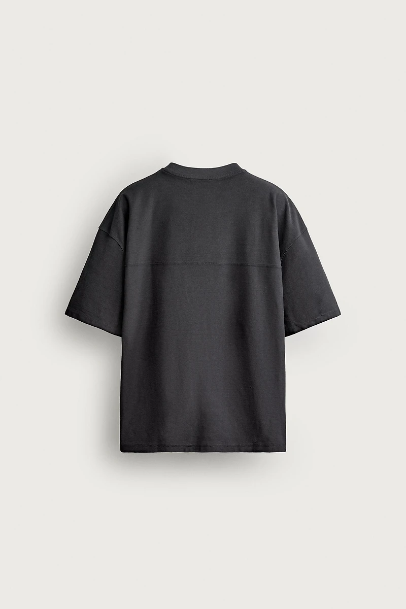 T-SHIRT COUPE DÉCONTRACTÉE COUTURE