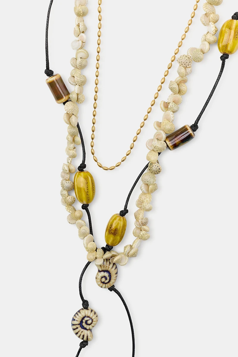 PACK OF 3 CORD NECKLACES WITH SHELLS AND CERAMIC