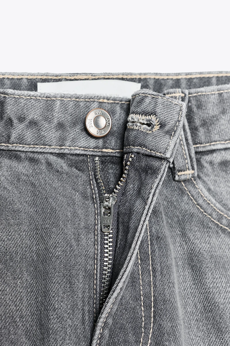 Z1975 HIGH-WAISTED REGULAR FIT JEANS WITH BELT