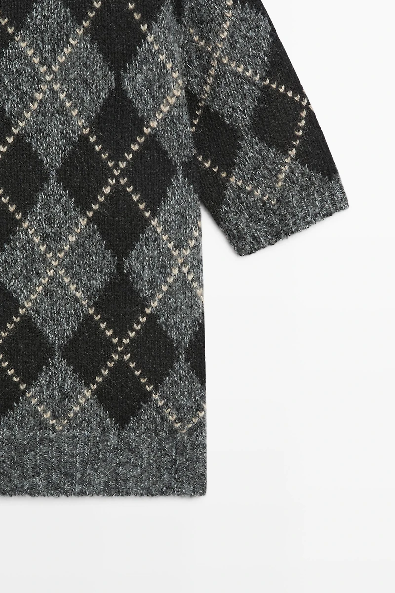 Cashmere-blend short sleeve argyle knit sweater