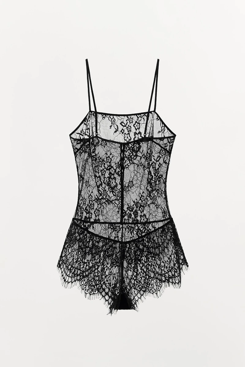 LACE STRAPPY JUMPSUIT