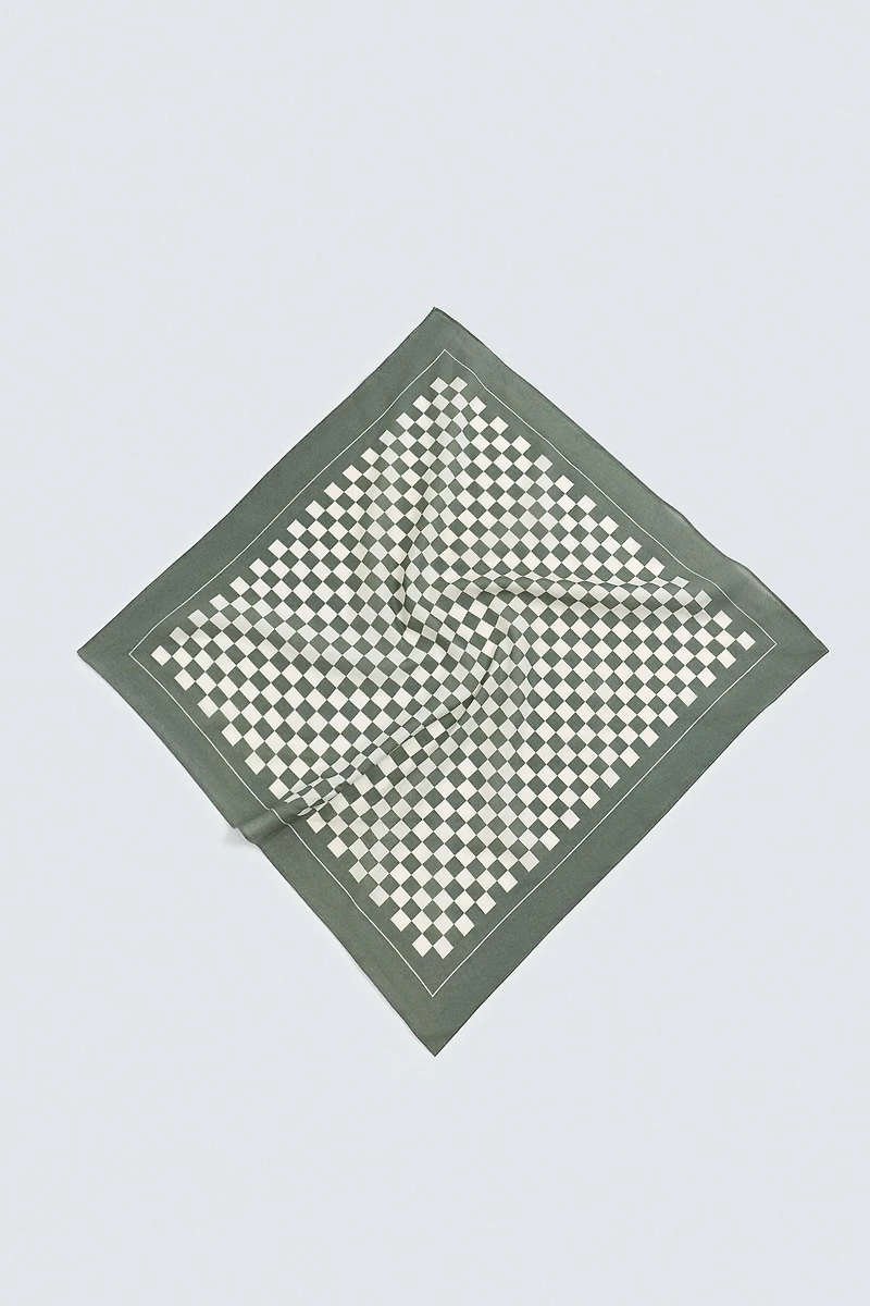 PLAID PRINT BANDANA