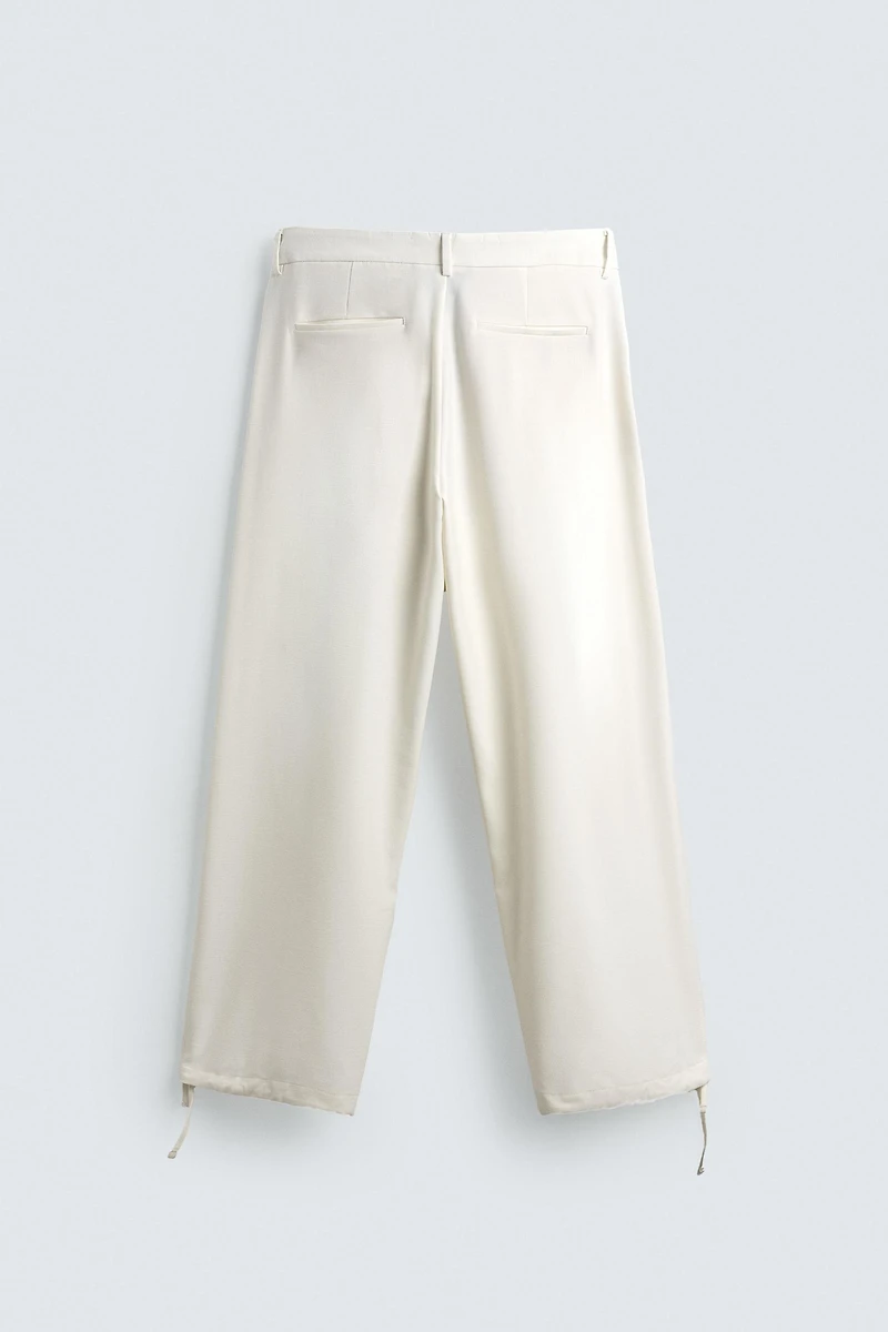 TEXTURED RELAXED FIT PANTS
