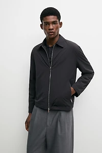 Lightweight short jacket