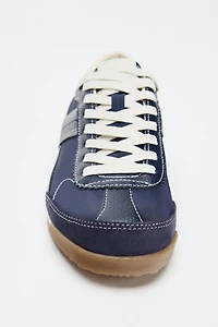CHARMS ATHLETIC SHOES