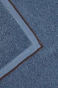 CONTRAST TOPSTITCH BATH MAT