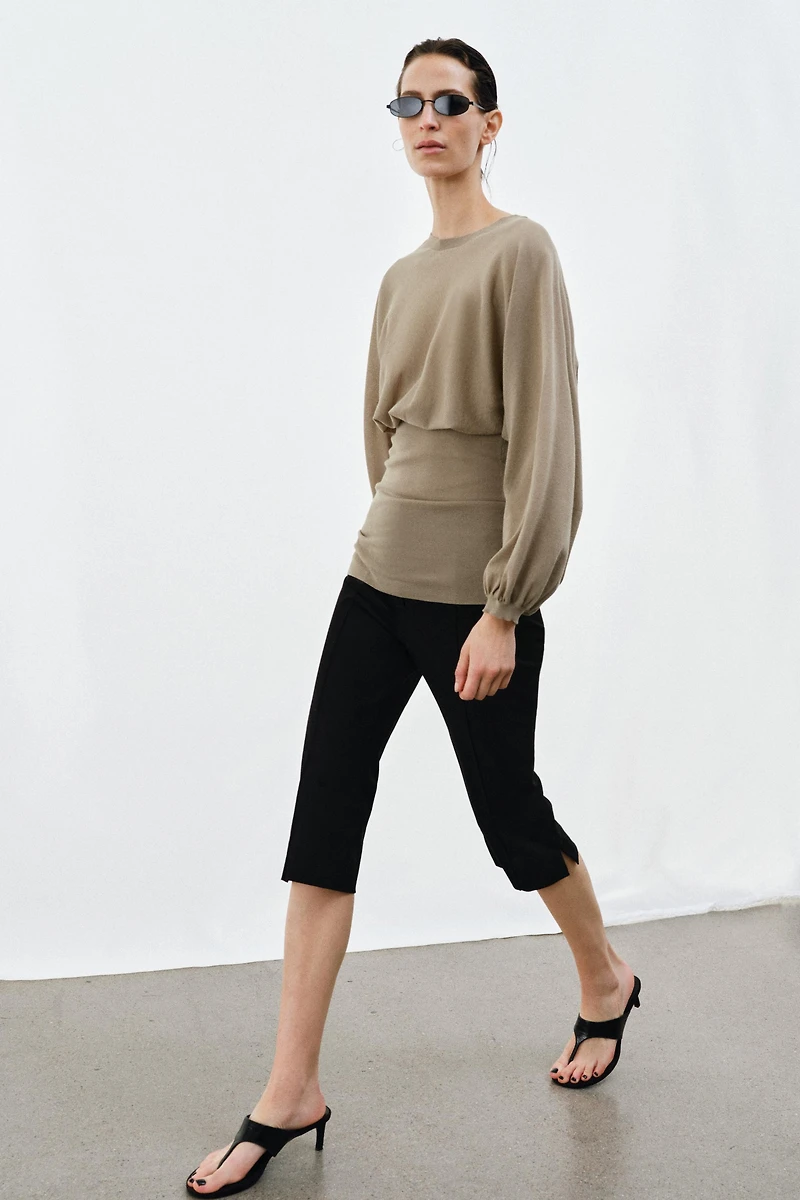 PULL EN MAILLE BOUFFANT À BAS AJUSTÉ