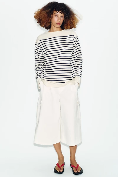 STRIPED LONG SLEEVE T-SHIRT
