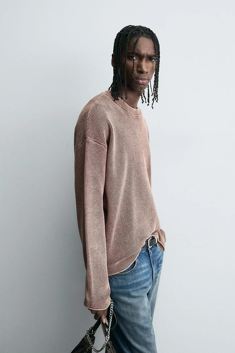 WAFFLE TEXTURED SWEATER