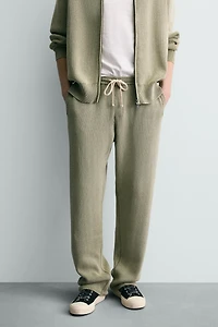 TEXTURED KNIT PANTS