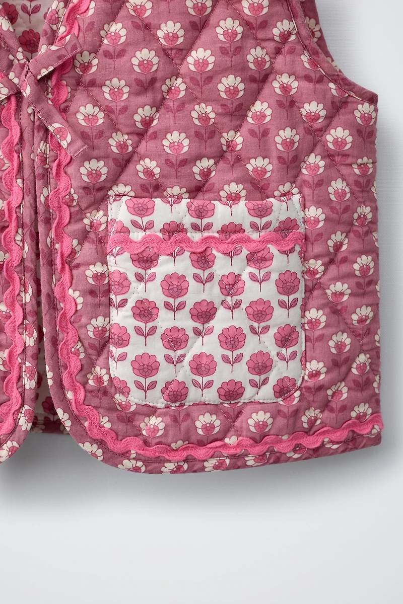 FLORAL BOW QUILTED VEST