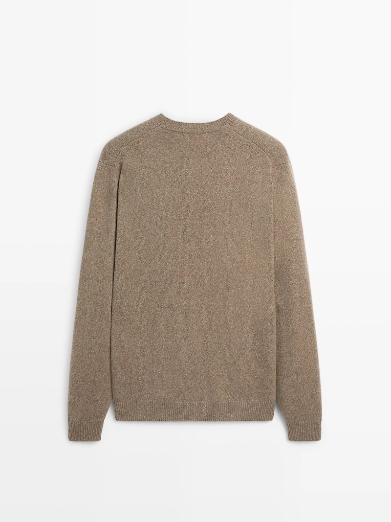 Pull en maille chinée à col rond