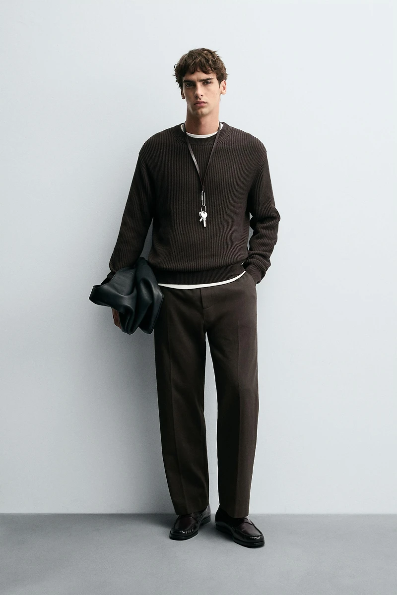 RIBBED TEXTURED SWEATER