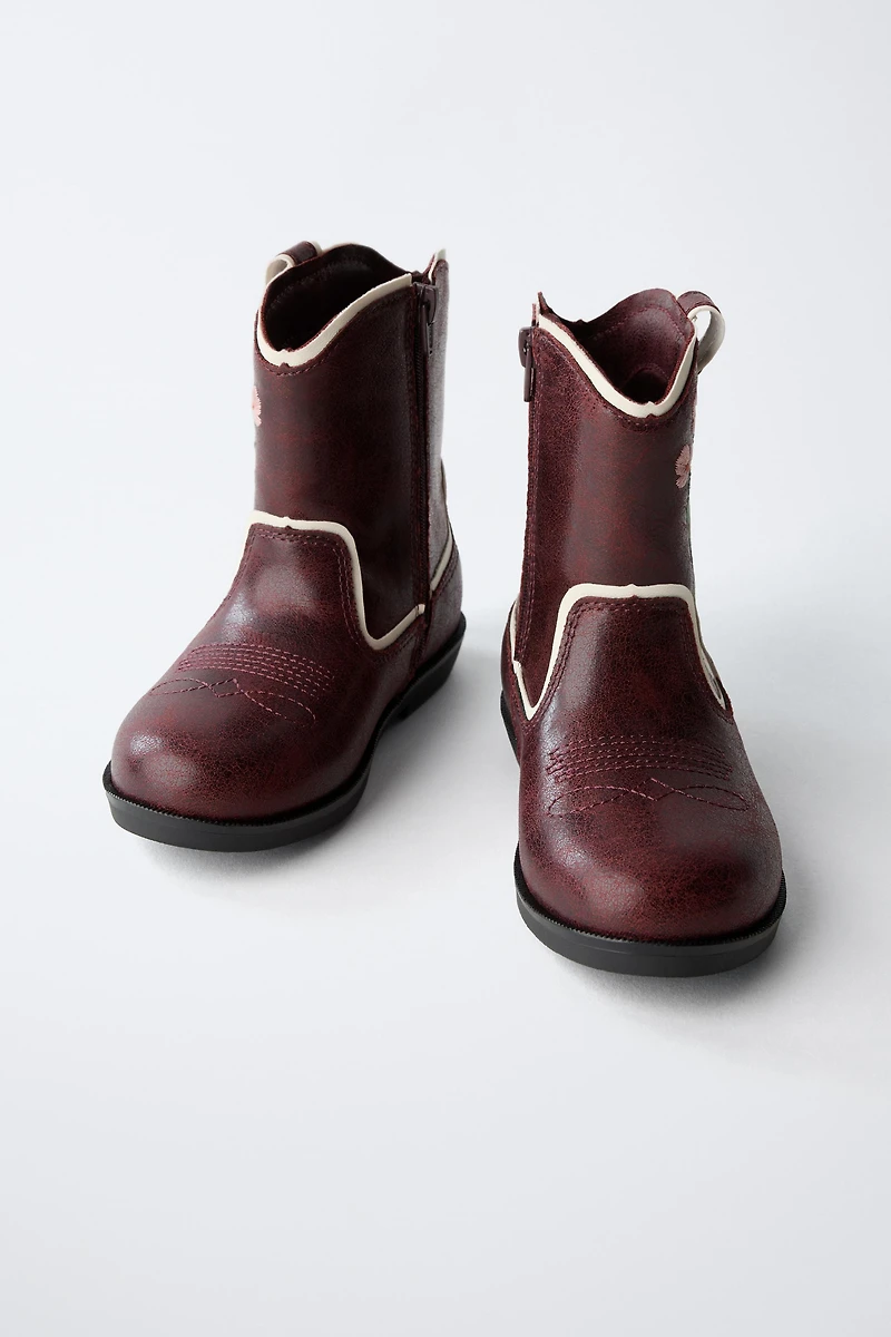 EMBROIDERED COWBOY BOOTS