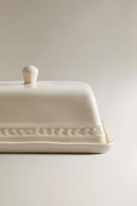 STONEWARE RAISED DESIGN BUTTER DISH