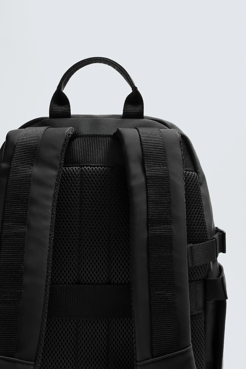 SAC À DOS EFFET GOMME MULTI-POCHES