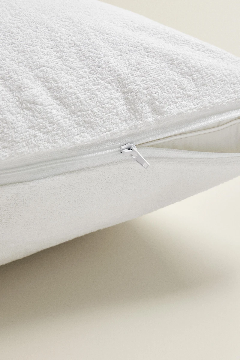 WATERPROOF COTTON TERRY PILLOW PROTECTOR