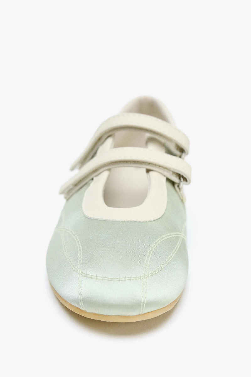 SATIN EFFECT STITCHED BALLET FLATS