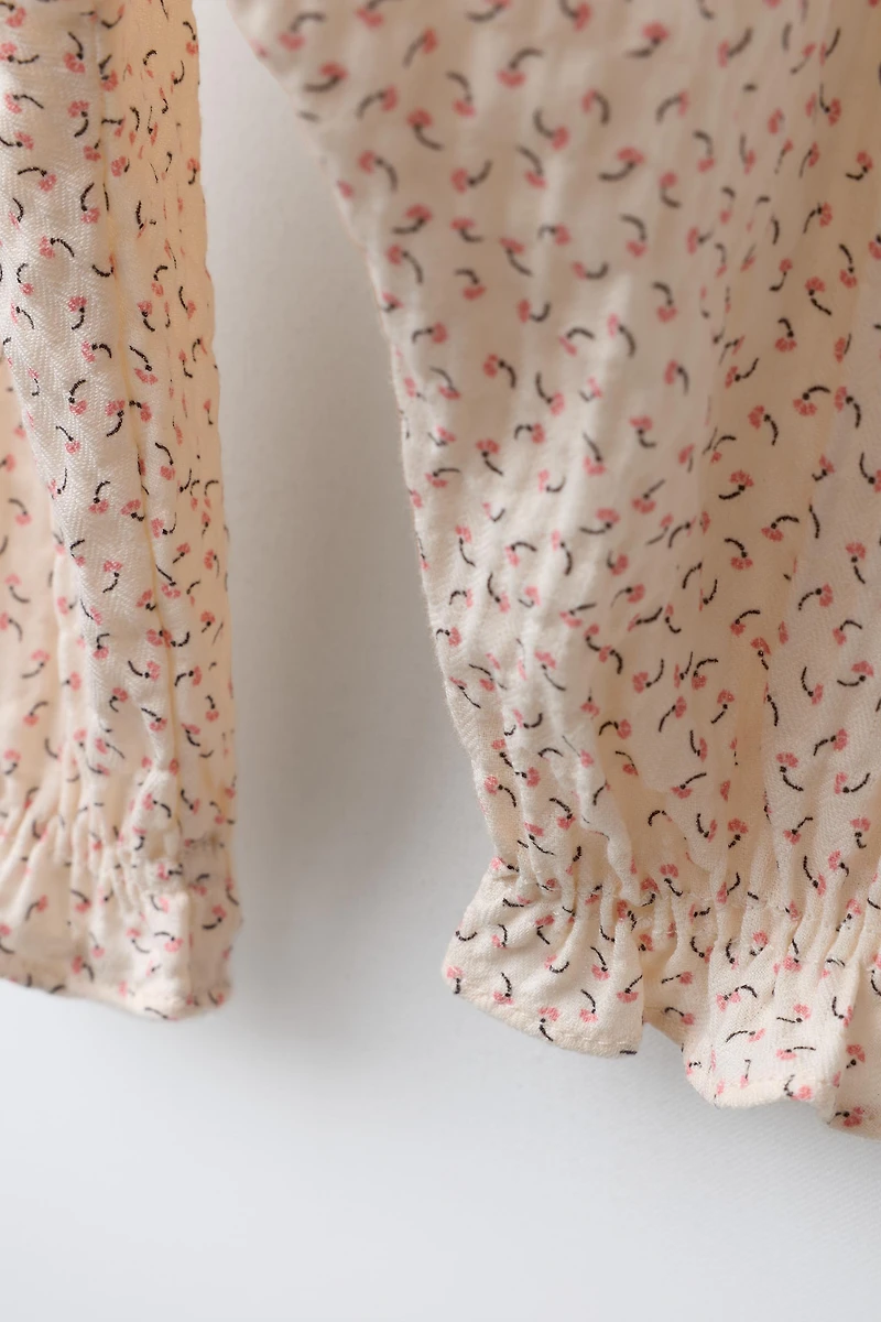 FLORAL TEXTURED JOGGING PANTS