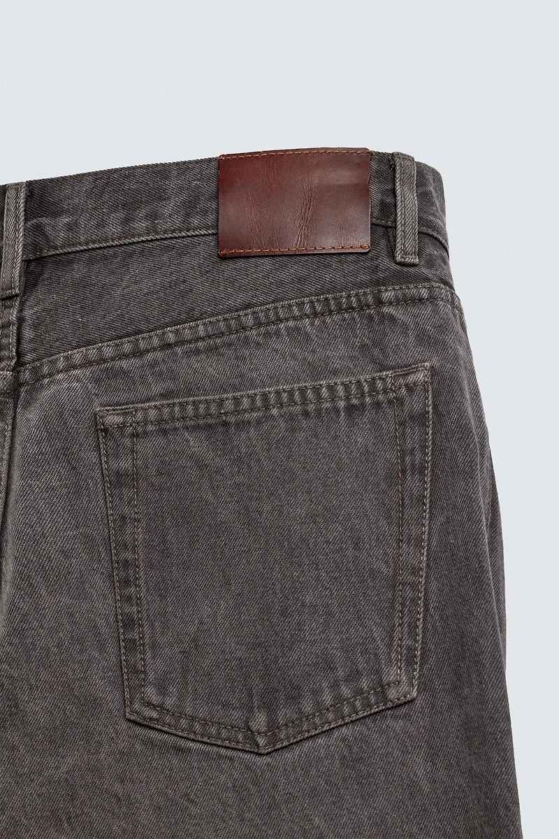 WASHED STRAIGHT FIT JEANS