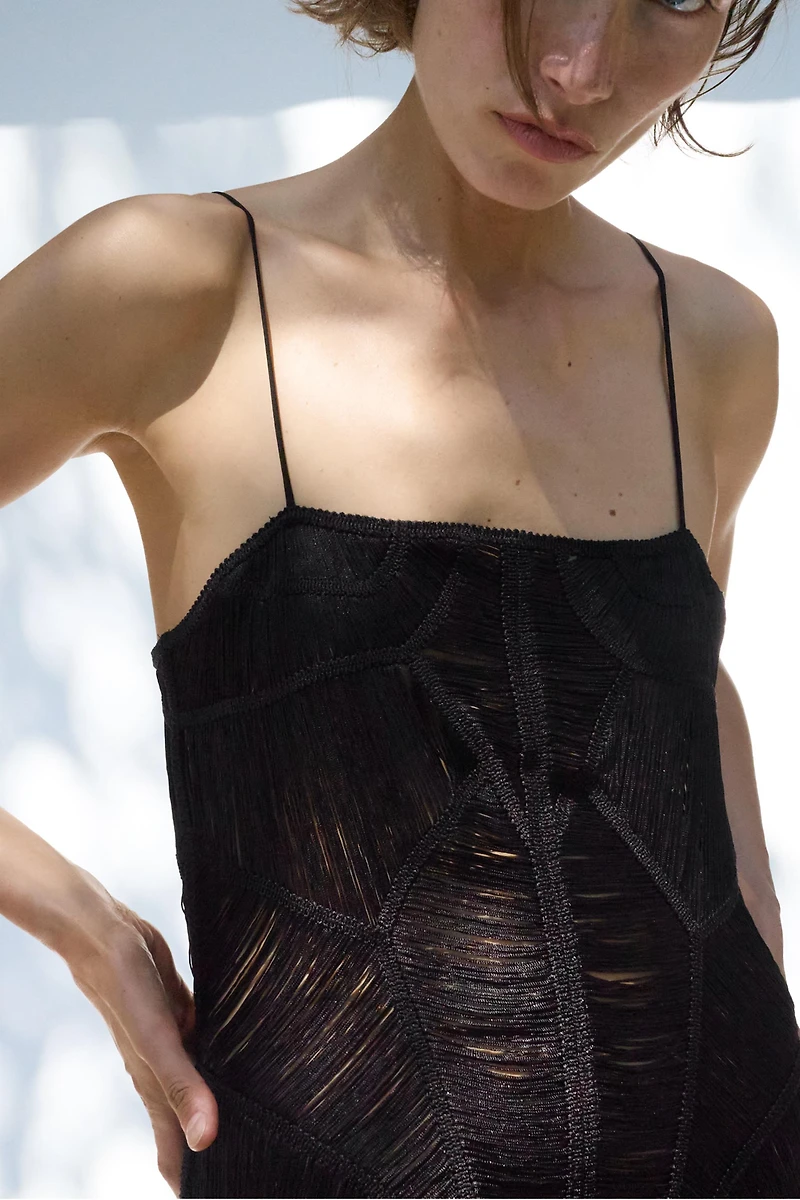 ROBE COURTE À FRANGES