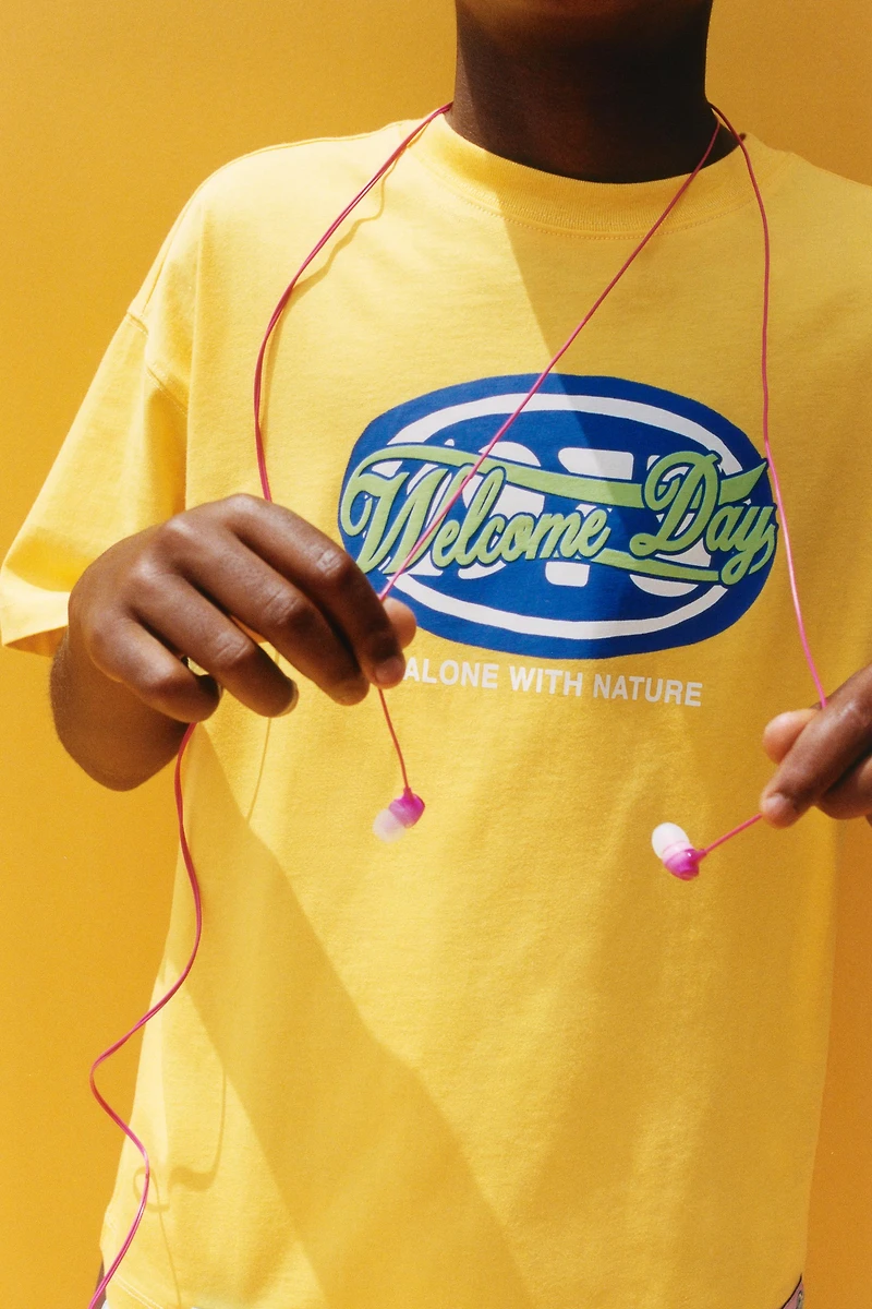 RAISED PRINT T-SHIRT