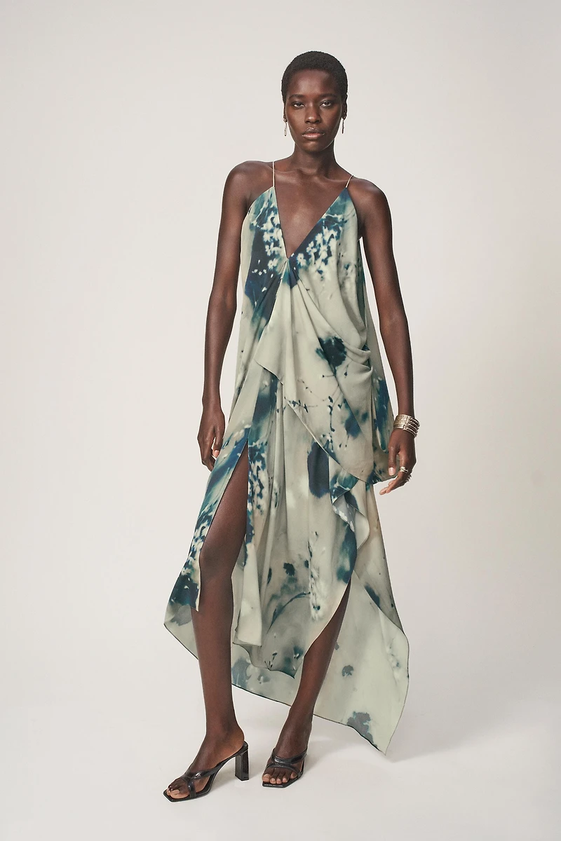 PRINTED DRESS - THE ITEM