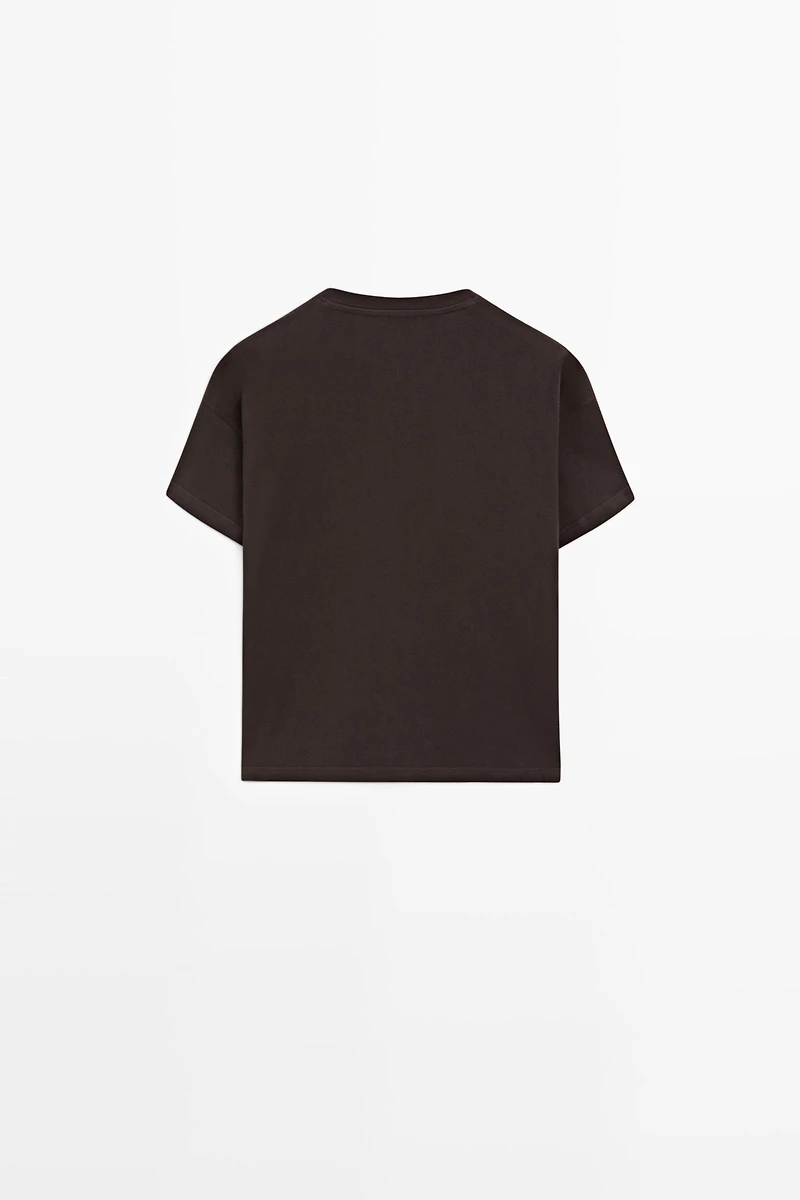 Flowing cropped fit V-neck T-shirt