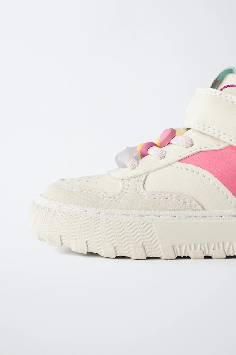 HIGH TOP SNEAKERS WITH DETAIL