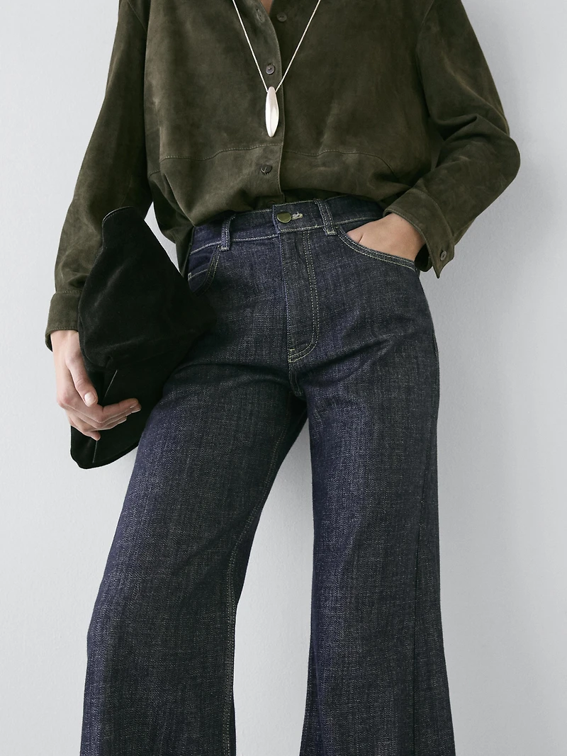 Flared high-waist jeans
