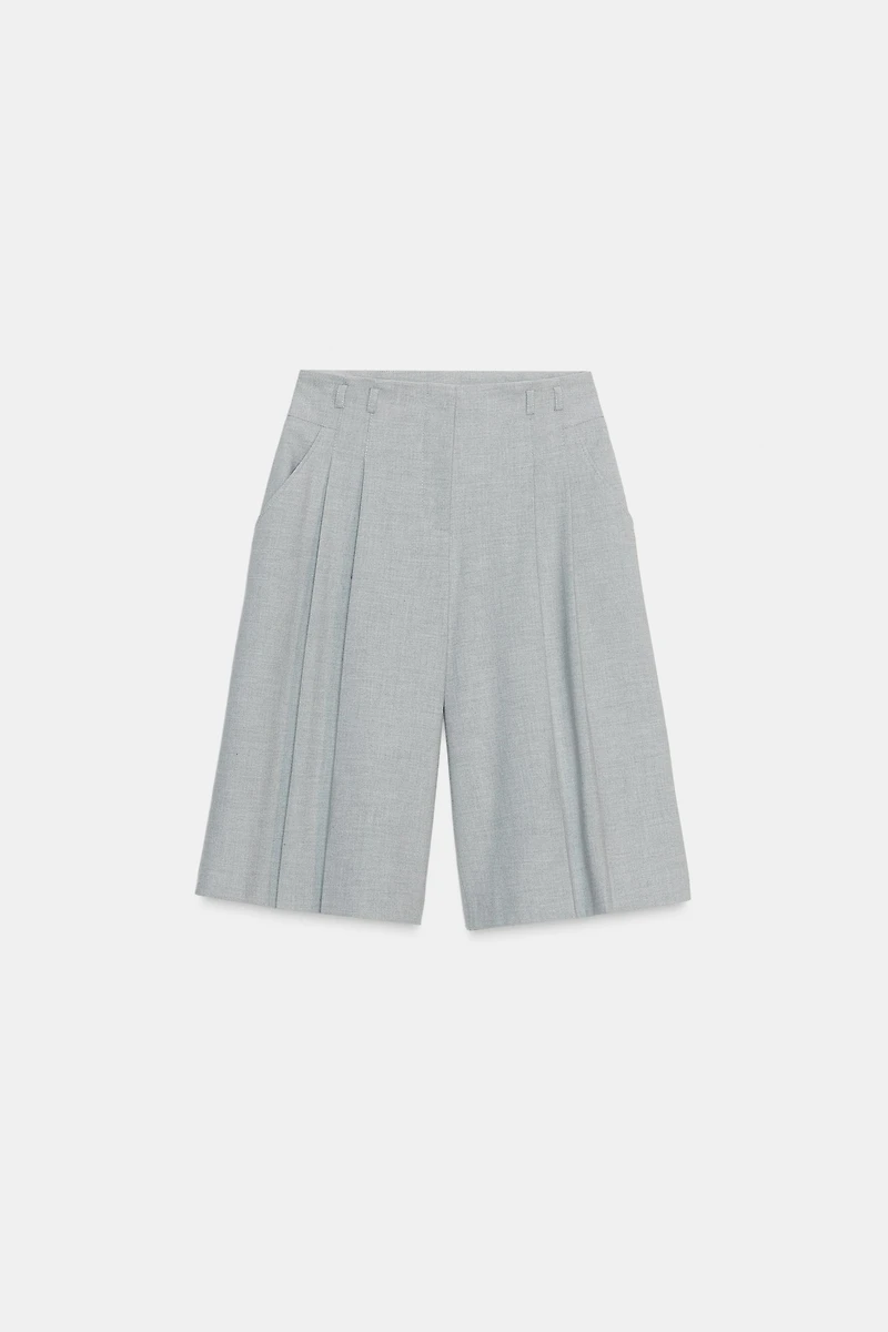PLEATED LONG SHORTS